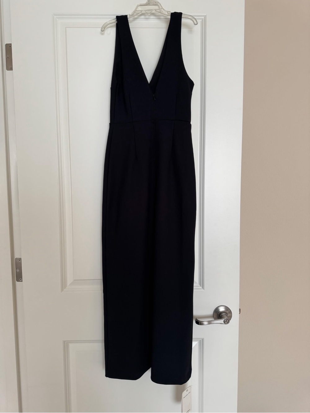 Classic Black V‑Neck Sleeveless Maxi Dress